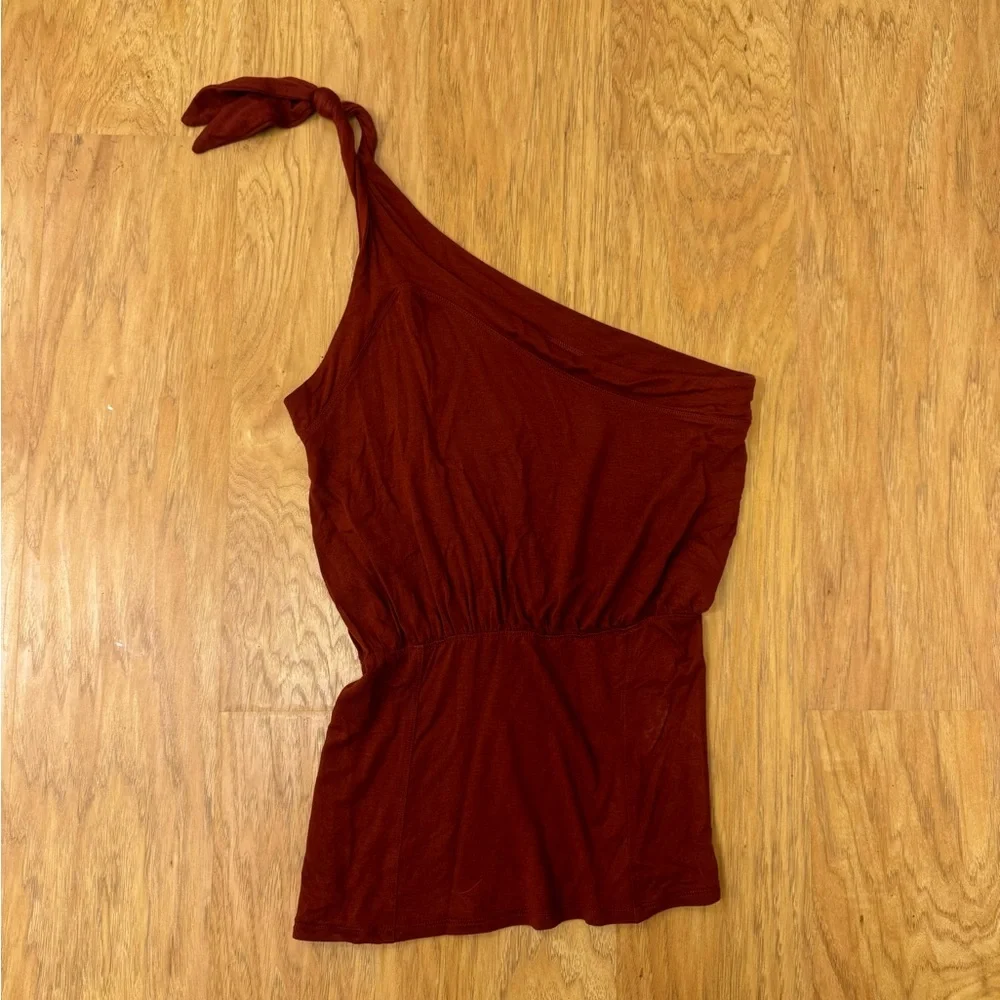 Free People One Shoulder Shindig Tank in Terracotta
